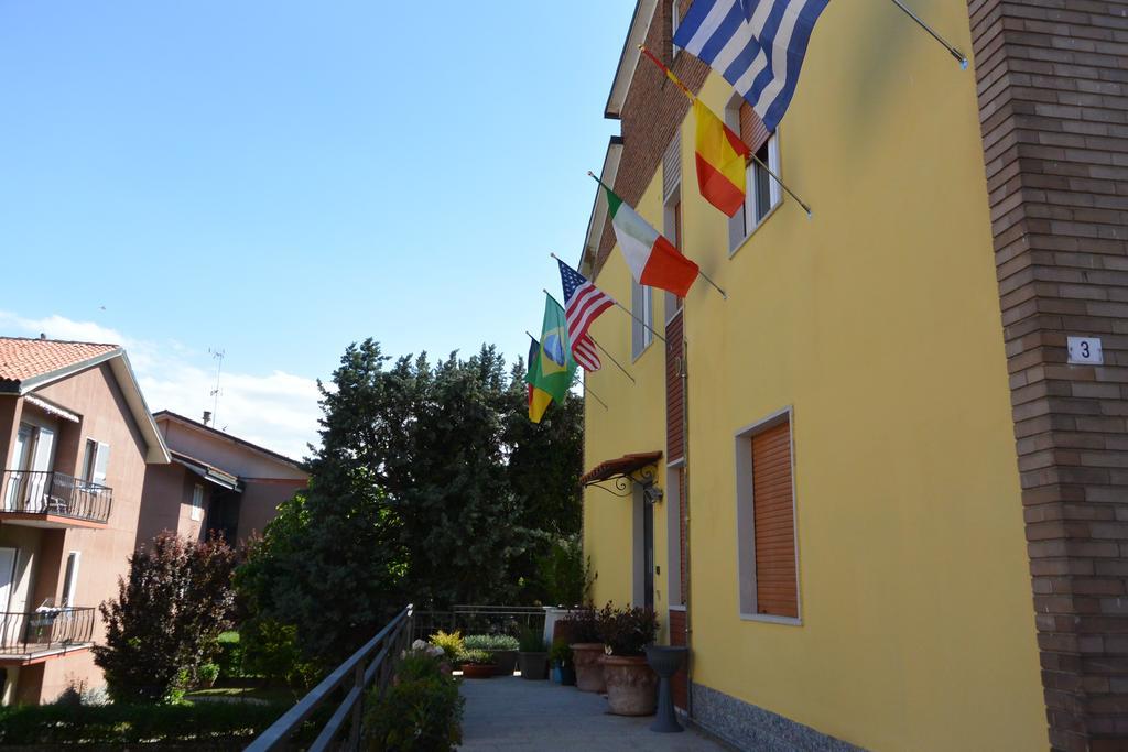 Pavia Ostello Exterior photo